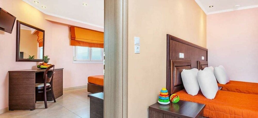 Фото Grand Platon Hotel