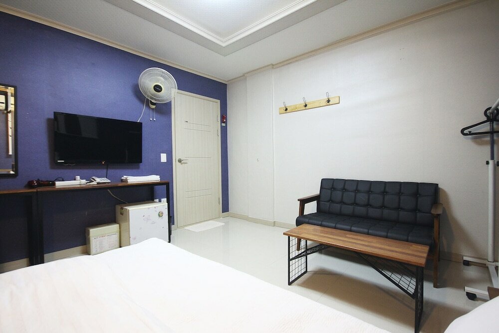 Фото Geochang Hwangsil