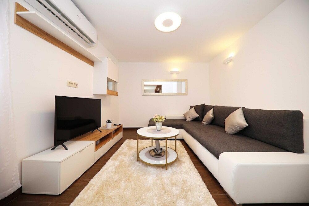 Фото Villa Skaramuca Village