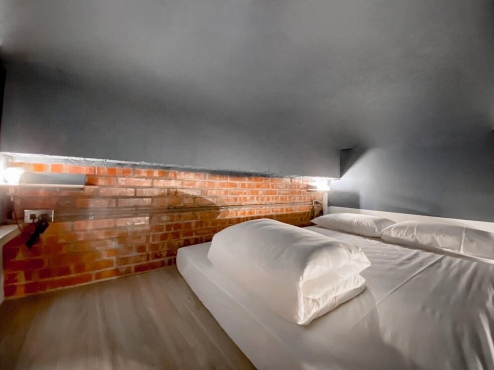 Фото Oinn Hotel & Hostel Chiayi