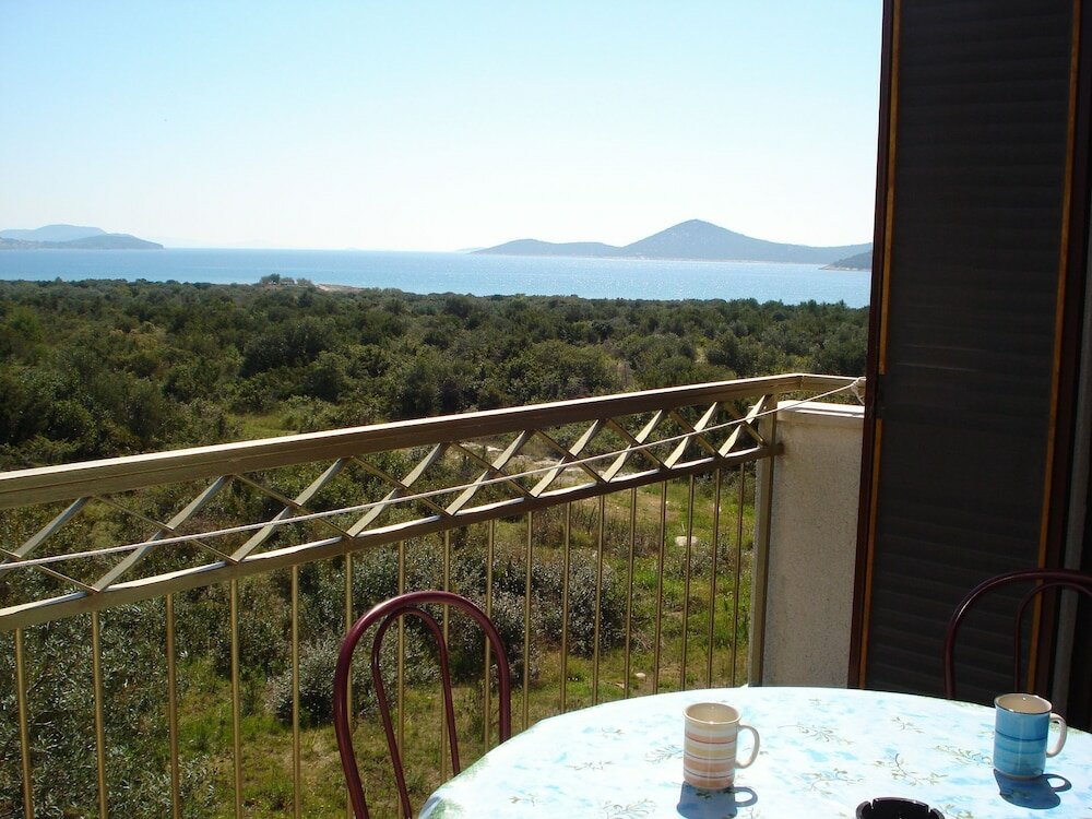 Фото Damir - on the sea Side - A1