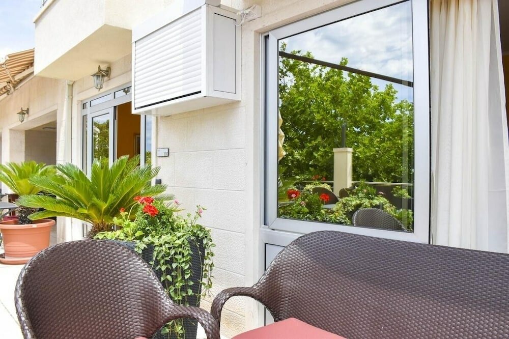 Фото Villa Sailor - Luxurious - 1 - A101