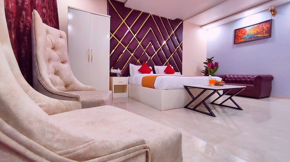 Фото Hotel Aradhna Inn by ShriGo Hotels