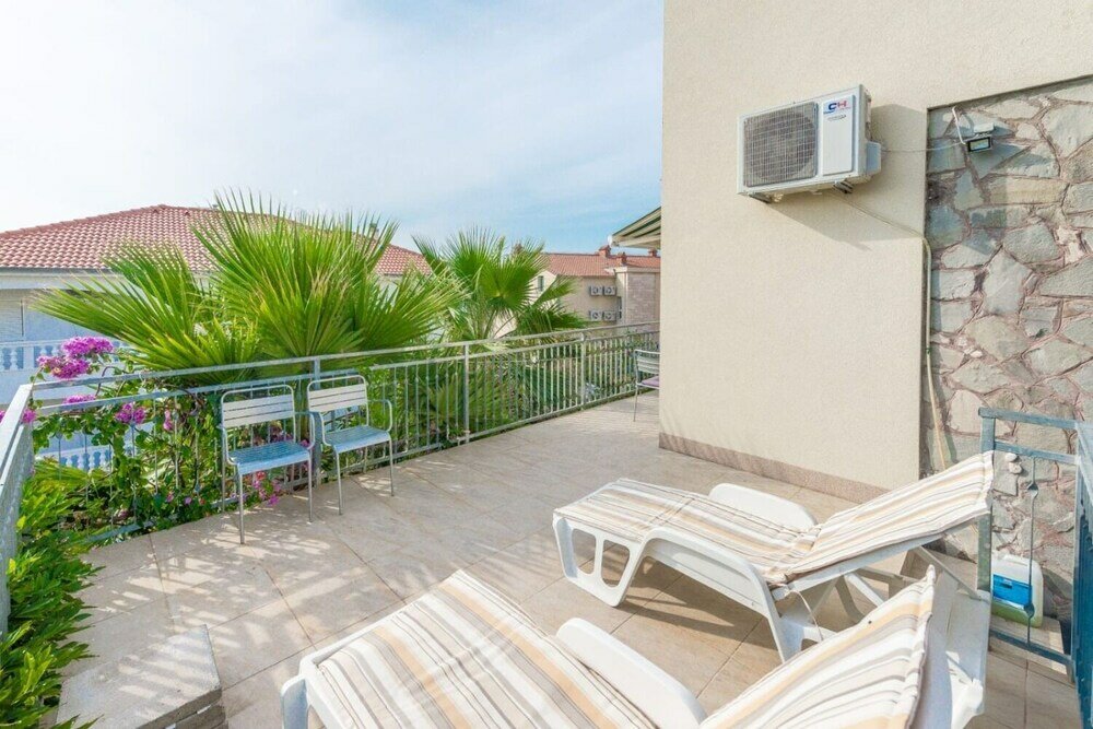 Фото Branko - 60m From the Beach - A2