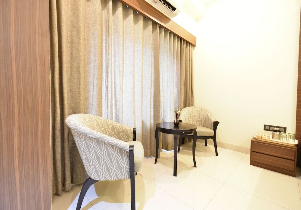 Фото Hotel Kohinoor Plaza