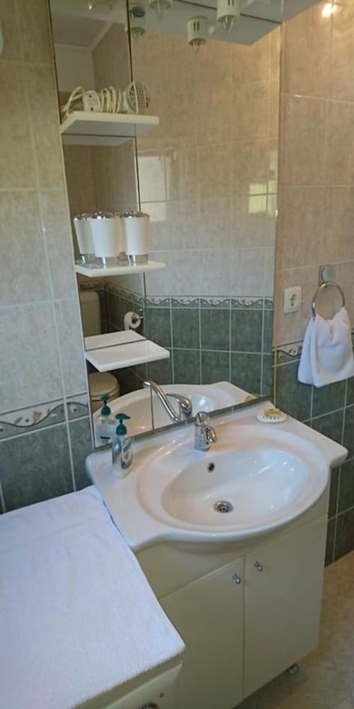 Фото Zdene - With Parking - A1