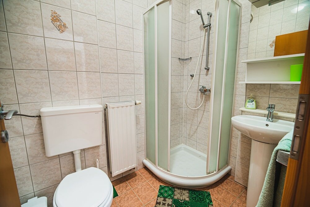 Фото Apartments Rombon Klavdij