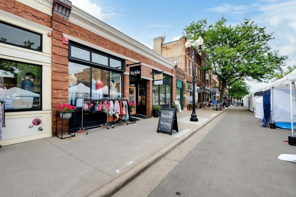 Фото The Guest House - Carriage House