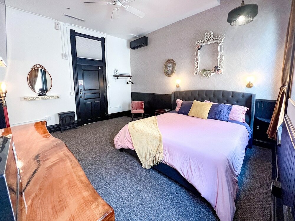 Фото The Oliver Inn