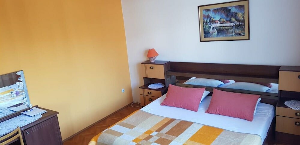 Фото Miljenko - 150 m From Beach - A2