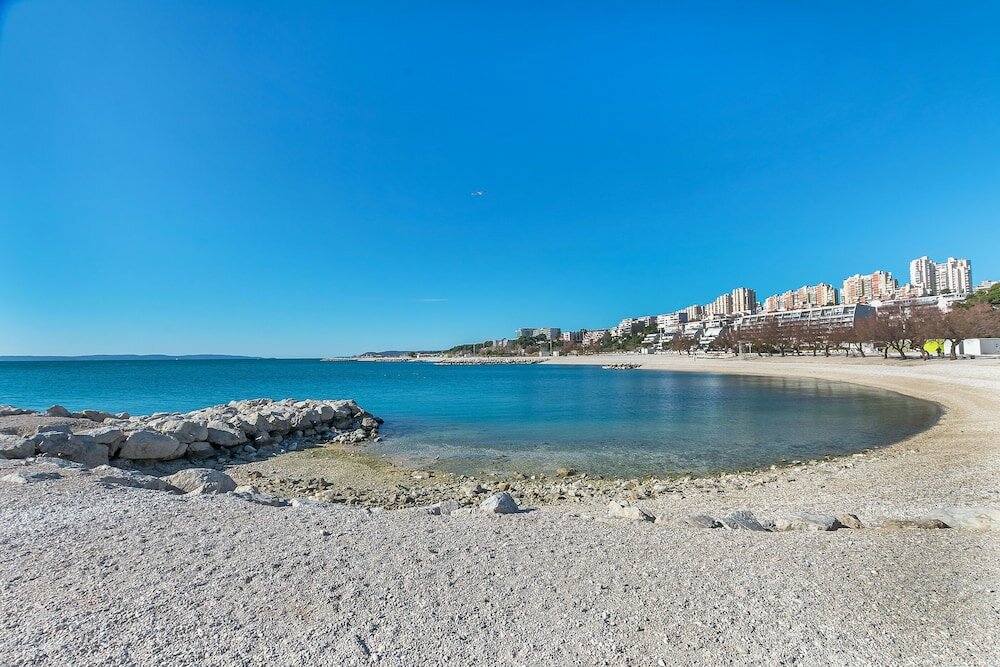 Фото Apartments Mrs Brightside