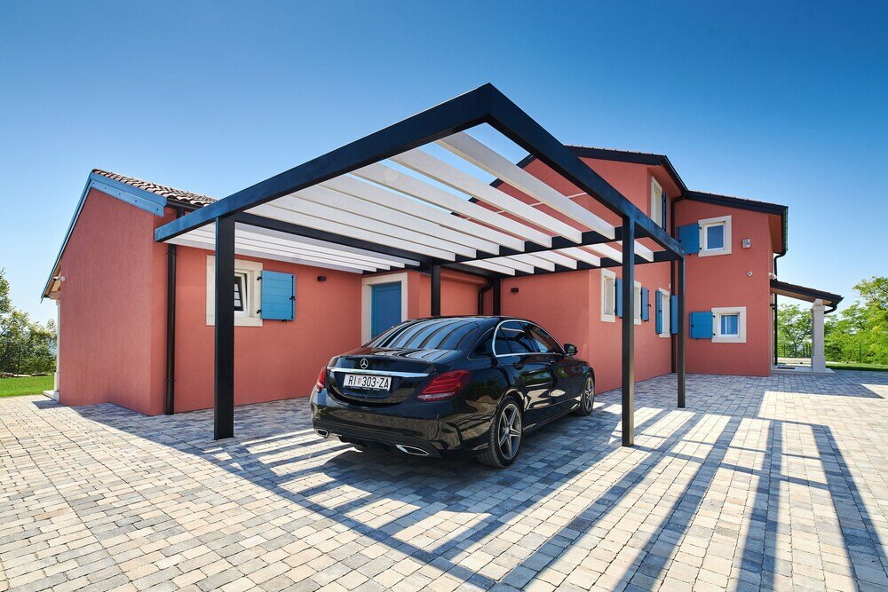 Фото Rainis Hill Top Villa