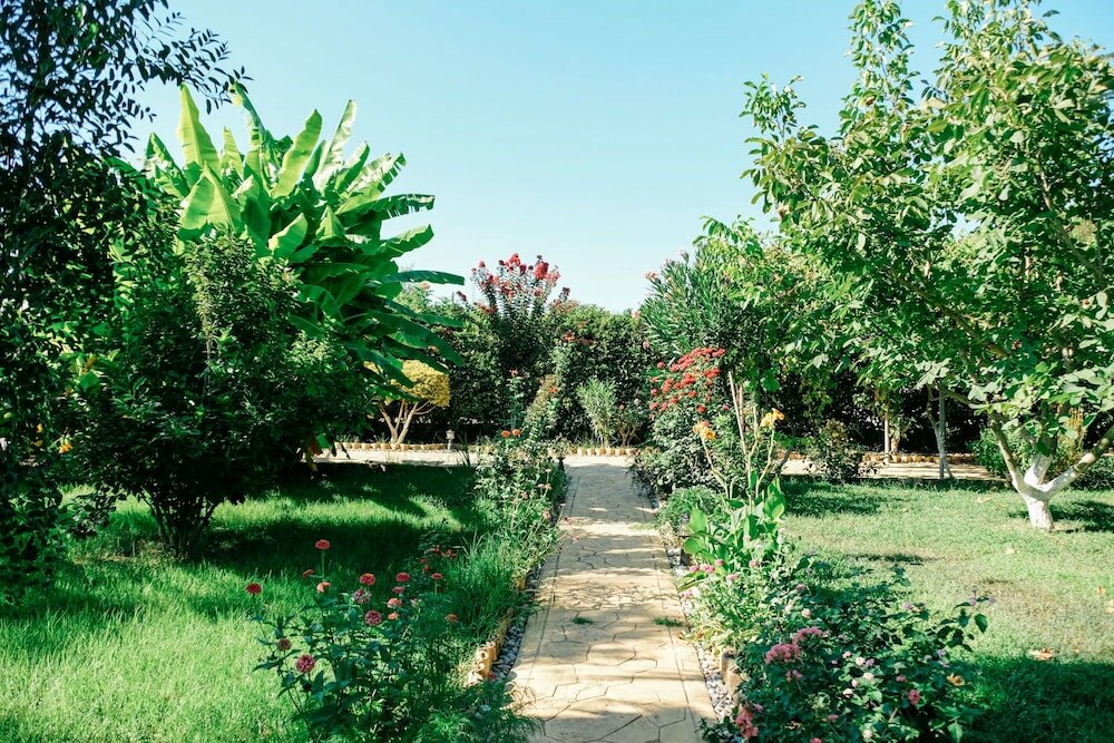 Фото Beautiful Village Bungalow