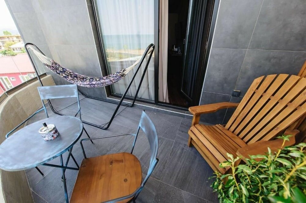 Фото Boulevardside