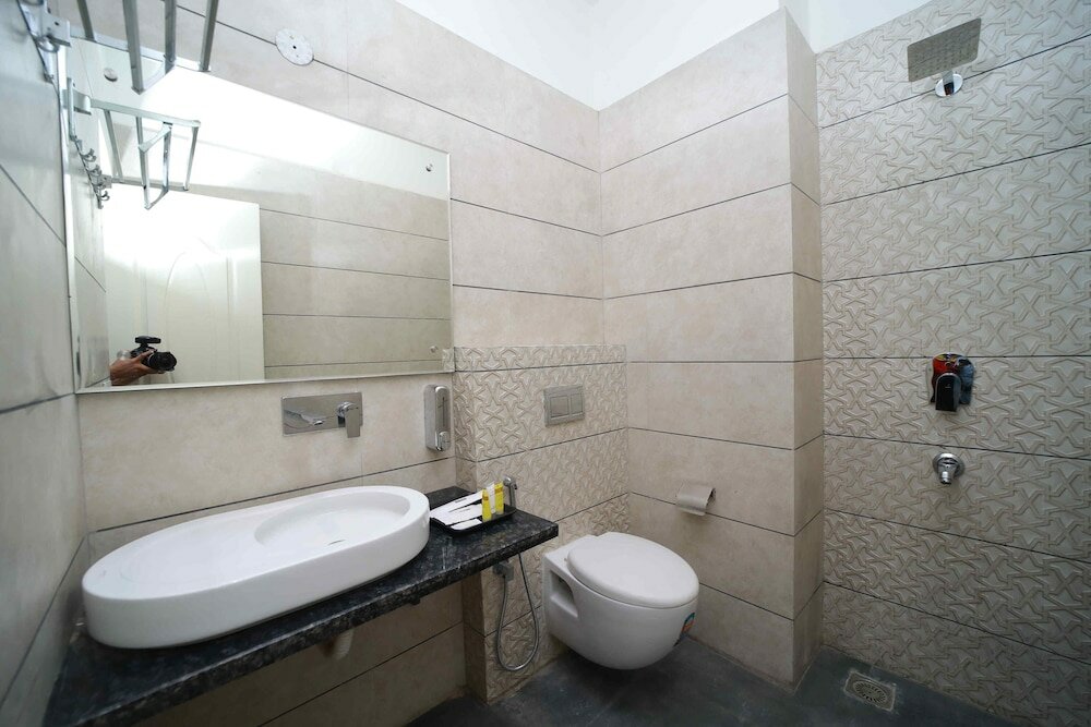 Фото Dewdrop Shankh