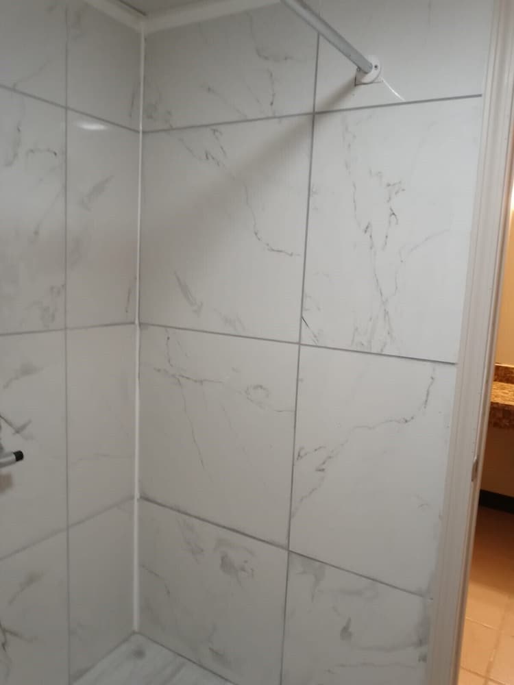 Фото Peachtree Inn & suites