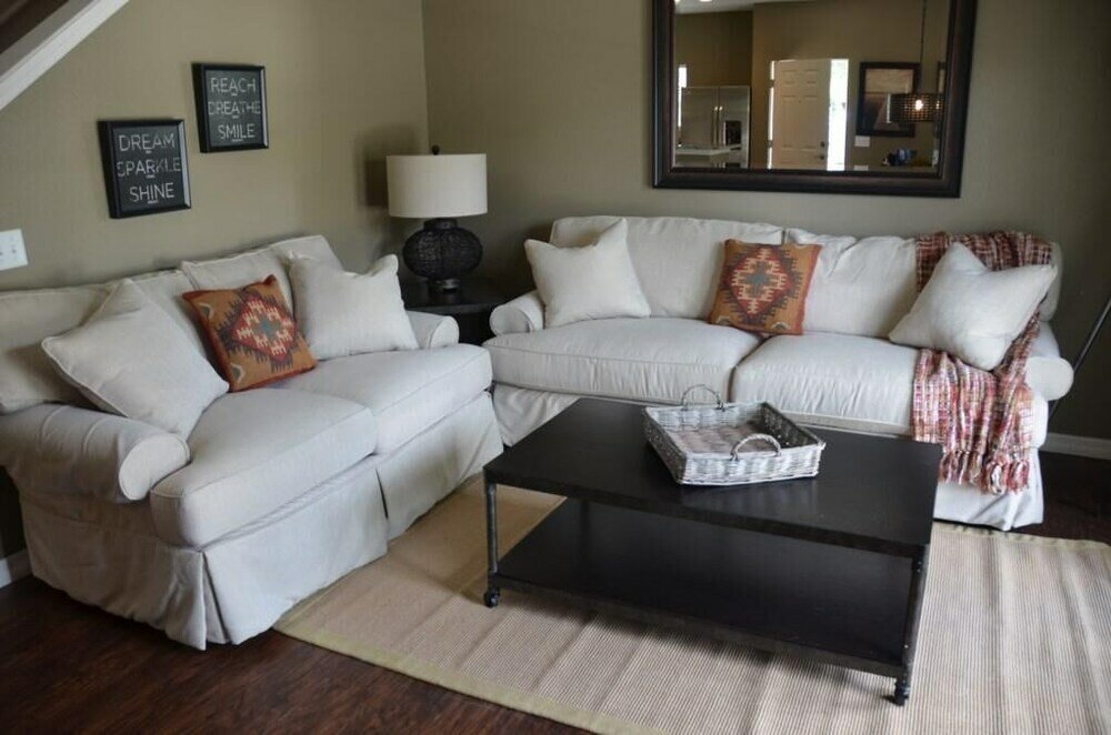 Фото Lucaya 4 Bedrooms 3 Baths Townhome!