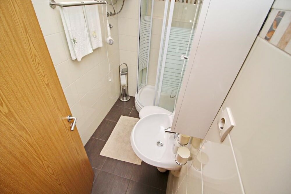 Фото Apartment Happy