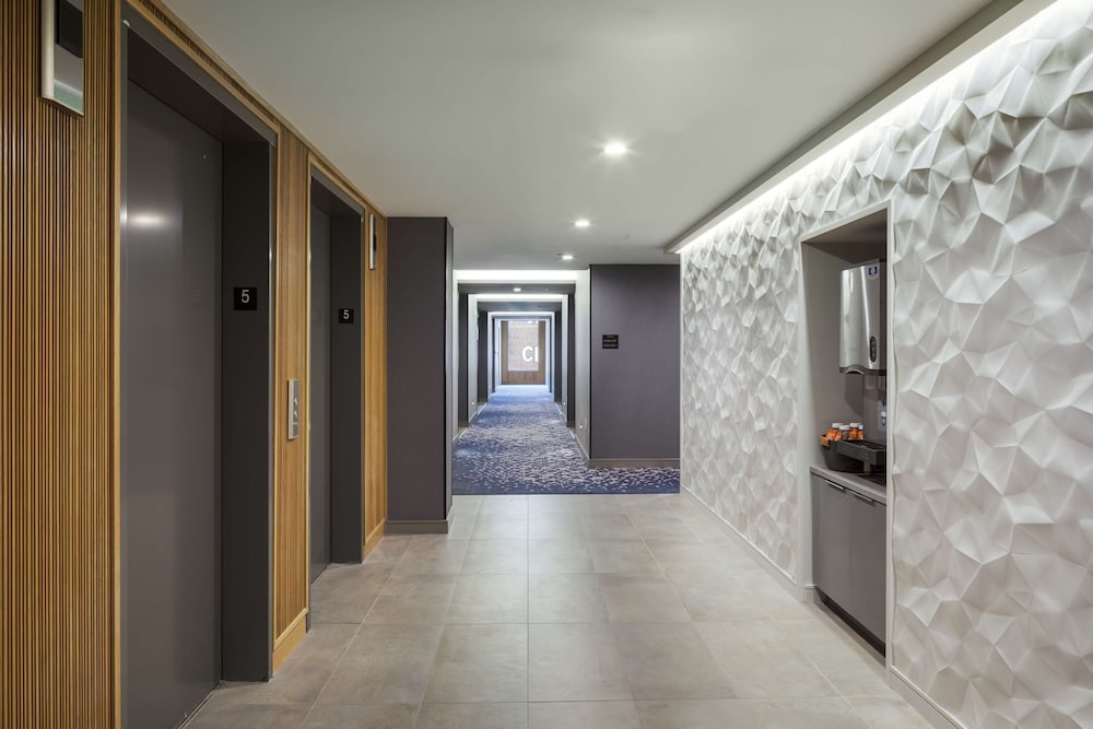 Фото Canopy by Hilton Portland Waterfront