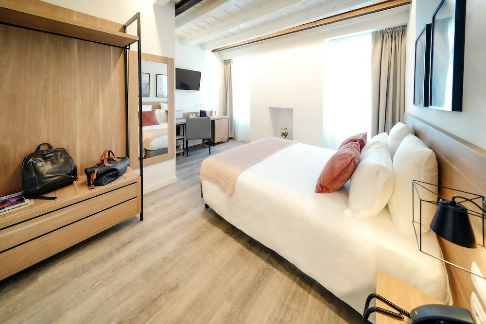 Фото Bergamo Inn 15