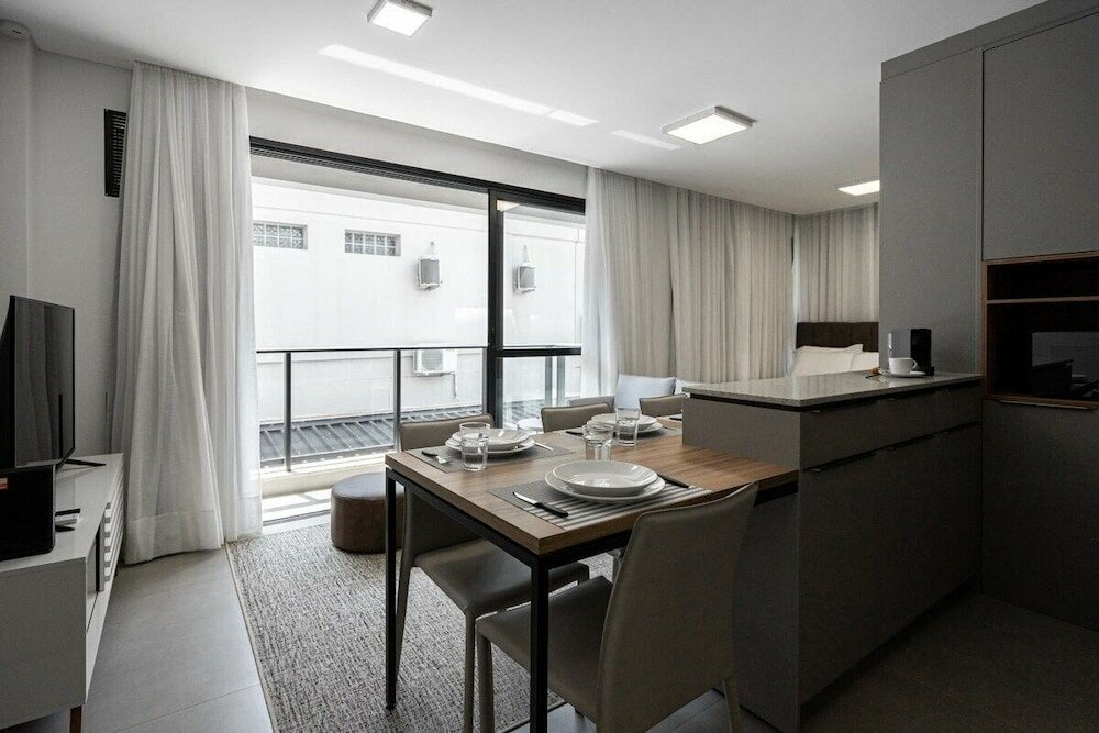 Фото Roomin i Zee i Próximo a Beira Mar