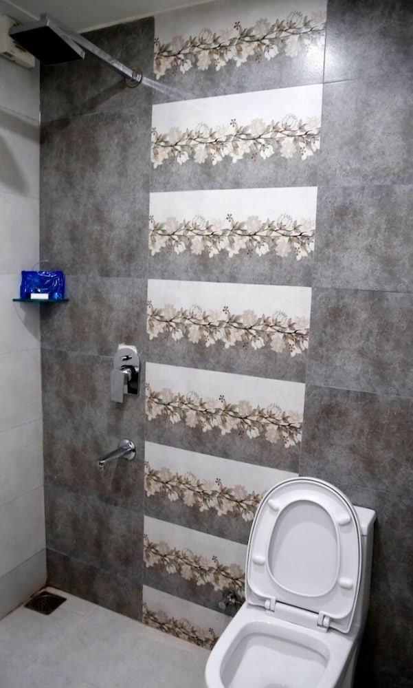 Фото Hotel Krishna by KeyMagics