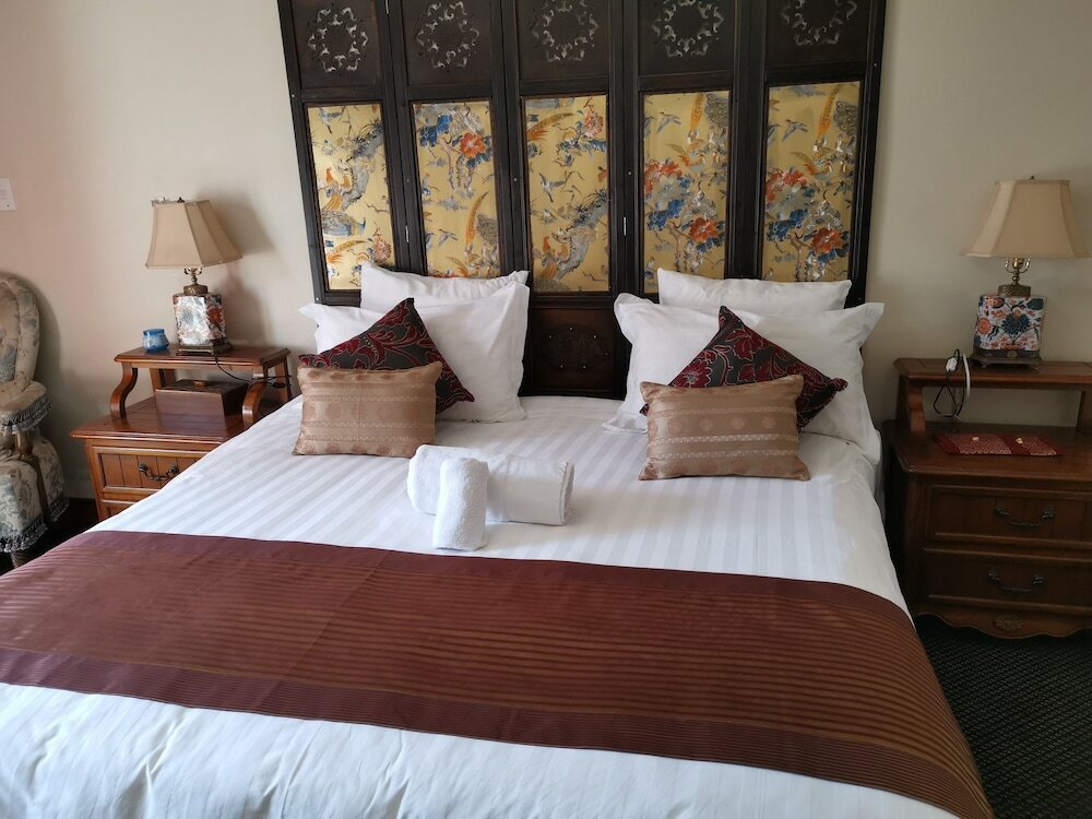 Фото Erasmus Manor Guest House