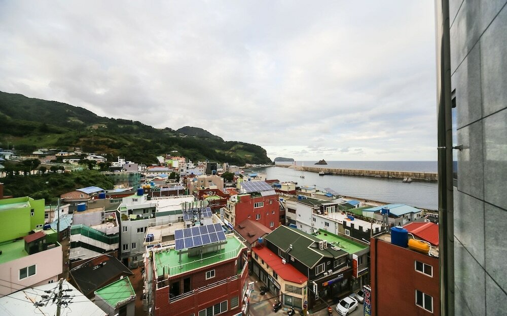 Фото Ulleung With Ulleung