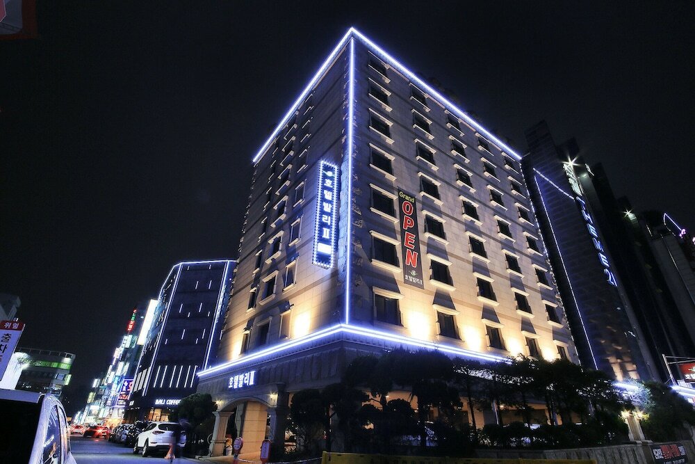 Фото отеля 1