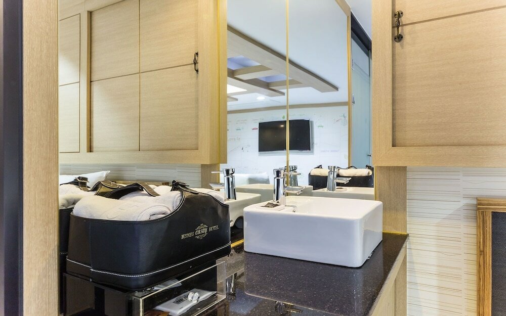 Фото Suwon Orsay Hotel