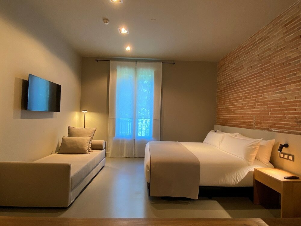 Фото Uma Suites Pau Claris