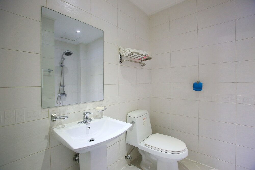 Фото Suwon Yeongtong Sg Hotel