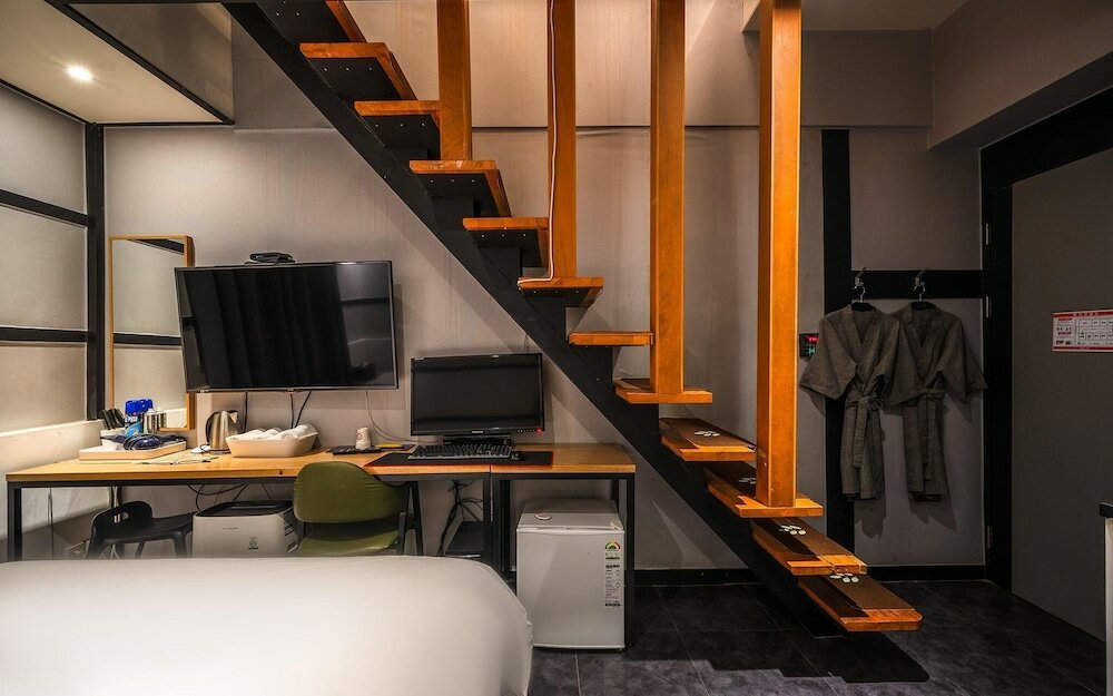 Фото Daejeon Daesa Hotel Bus