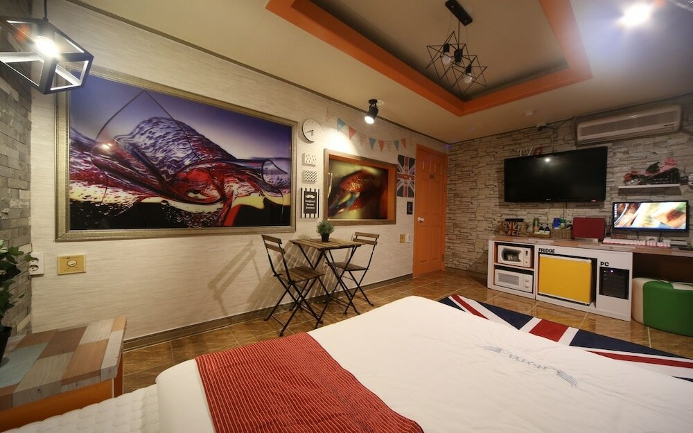 Фото Changwon Palyongdong Time