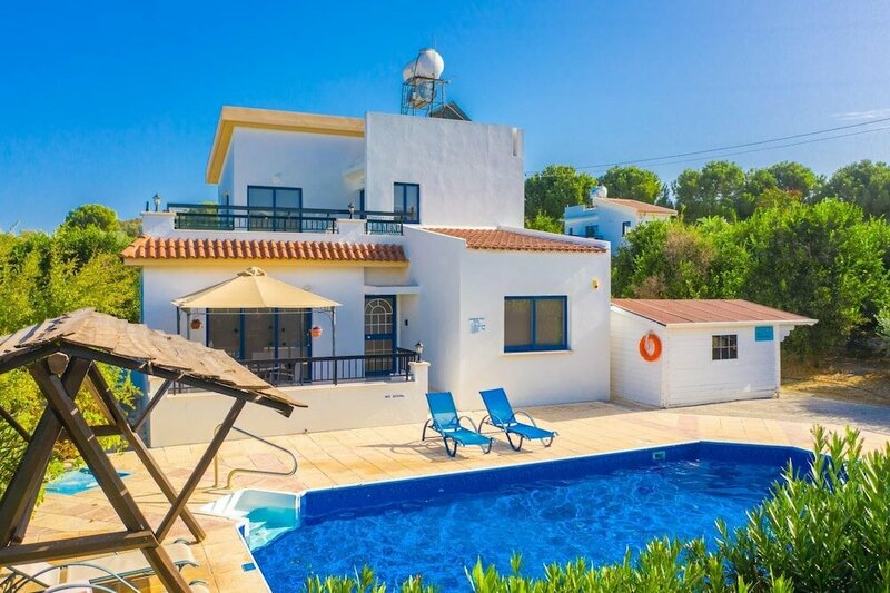 Гостиница Villa Charoula Pente Large Private Pool A C Wifi - 3274