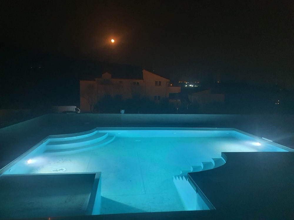 Фото Apartments Villa Salona Sky