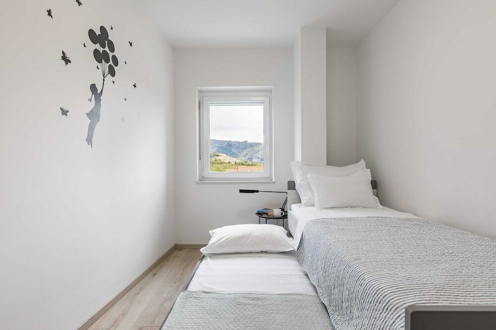 Фото Apartments Villa Salona Sky