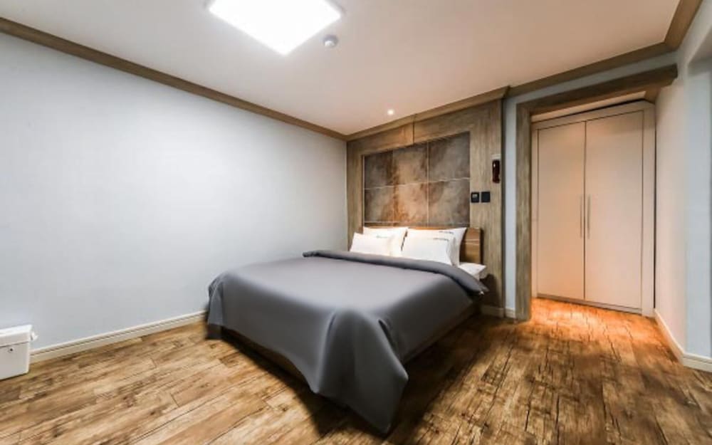 Фото Changwon Yonghodong In