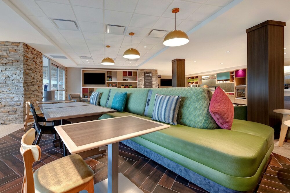 Фото Home2 Suites by Hilton Lincolnshire Chicago