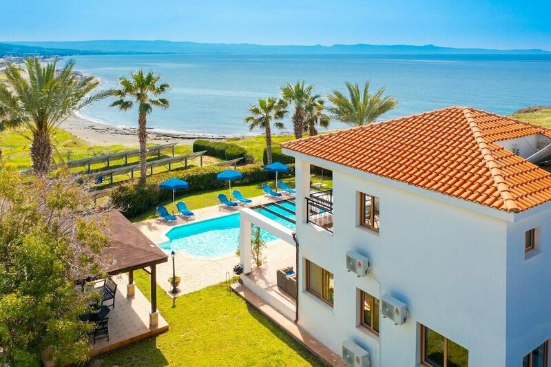 Гостиница Villa Pelagos Large Private Pool Walk to Beach Sea Views A C Wifi - 2429