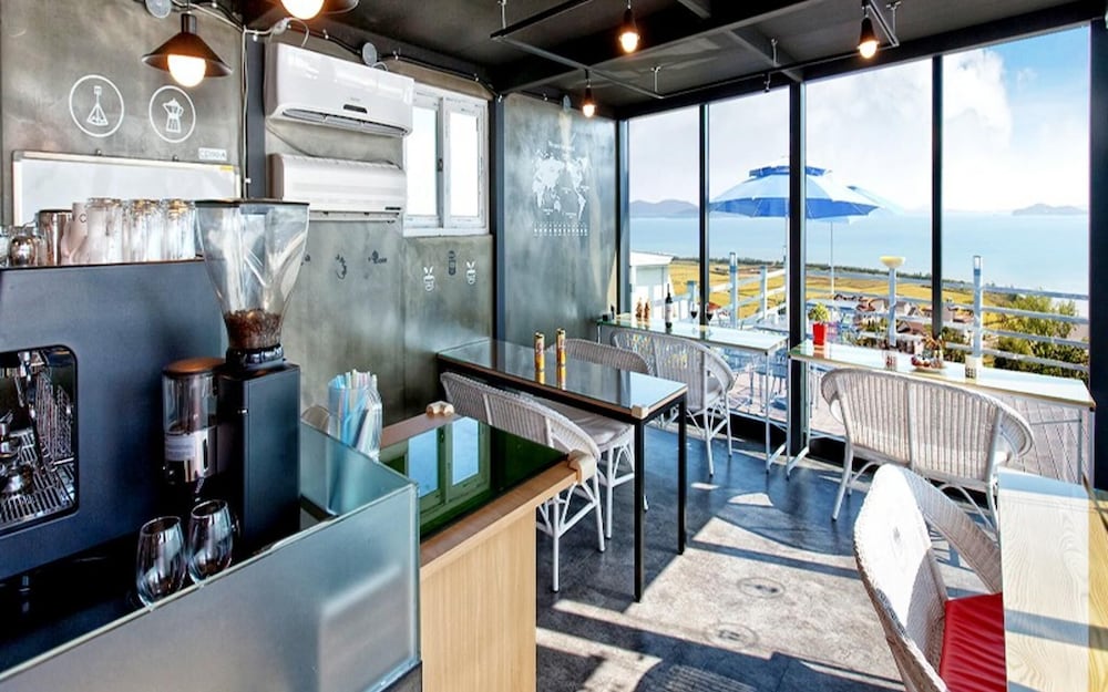 Фото Ganghwado Baobab Pension