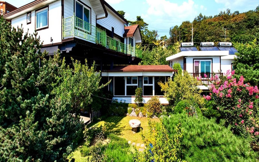 Фото Ganghwado Baobab Pension