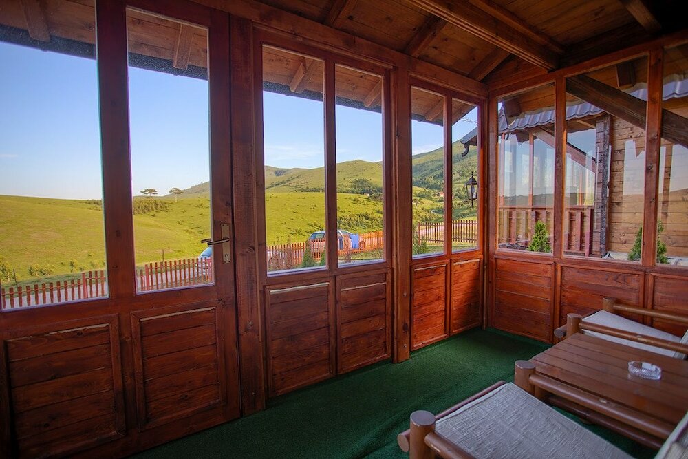 Фото Brvnare Mir Zlatibor