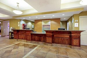Гостиница La Quinta Inn & Suites by Wyndham Bismarck