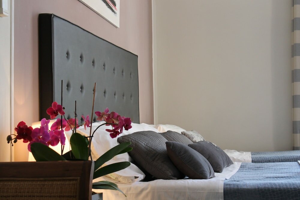 Фото Little Rose Rooms