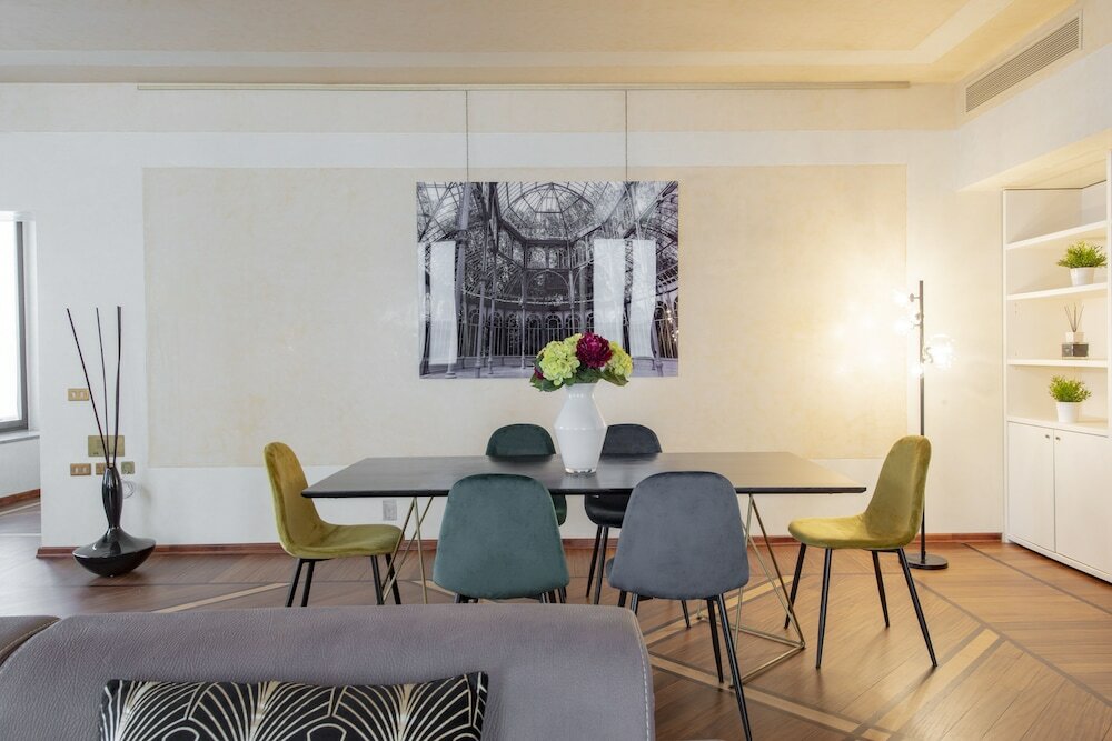 Фото Milan Royal Suites