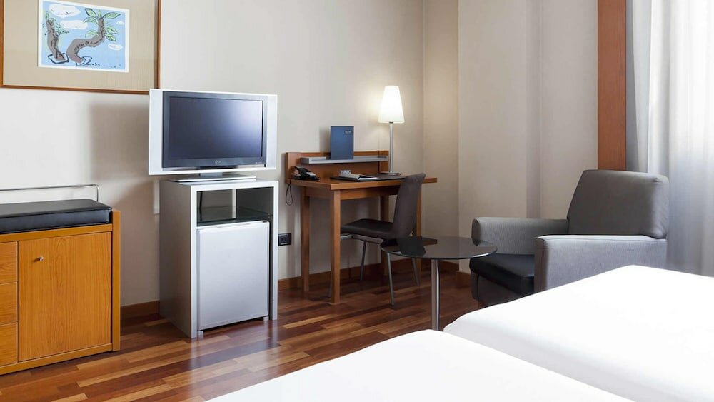 Фото Hotel Ciudad de Lleida