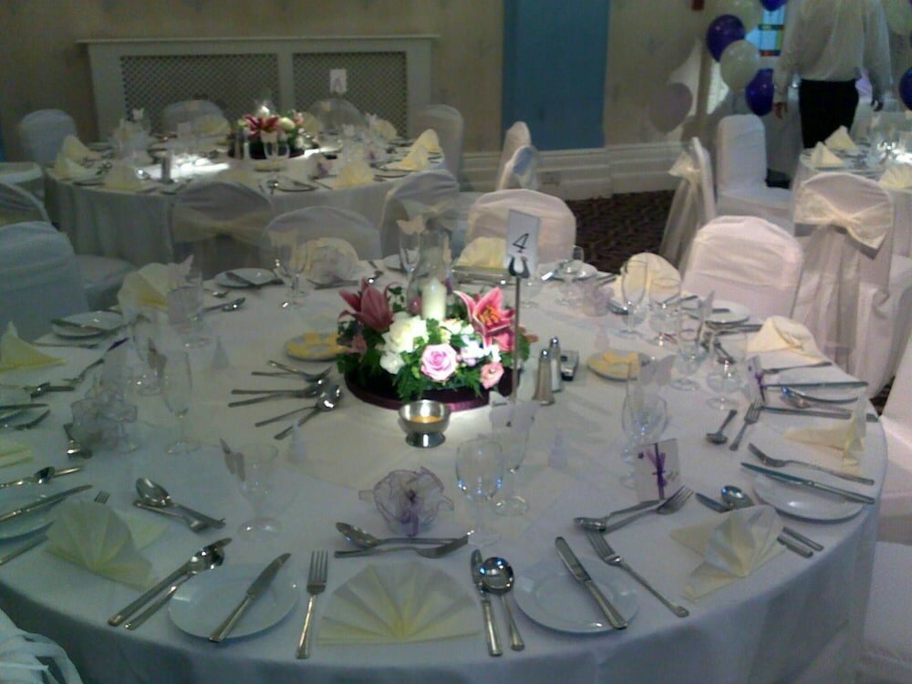 Фото The Castle Hotel Tamworth