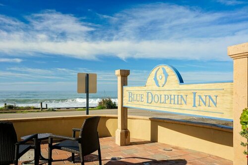 Гостиница Blue Dolphin Inn