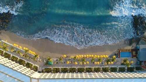 Гостиница Belair Beach Hotel в Синт-Мартене
